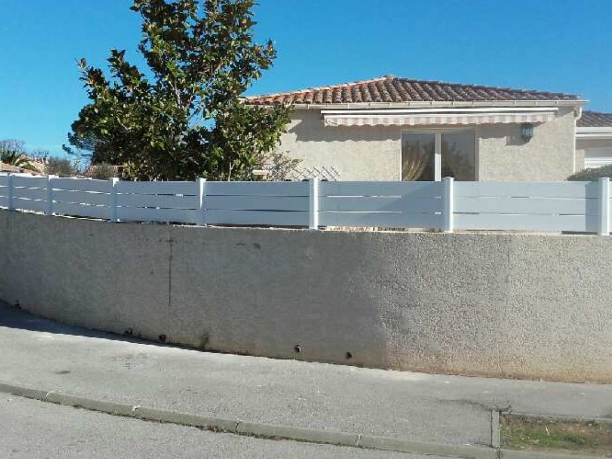Clôture PVC sur mesure Hérault